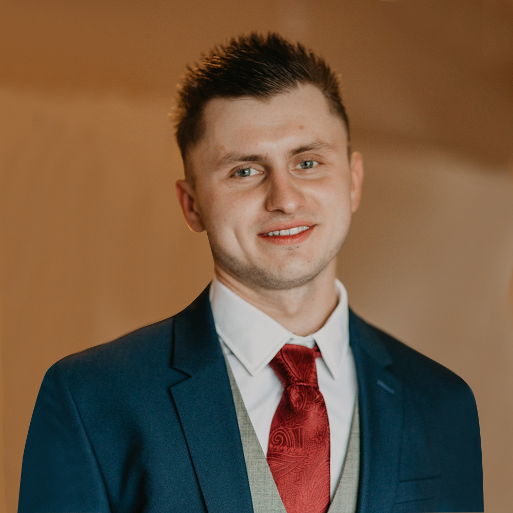 Vlad - Founder & Lead Designer at Dream Decks Minnesota