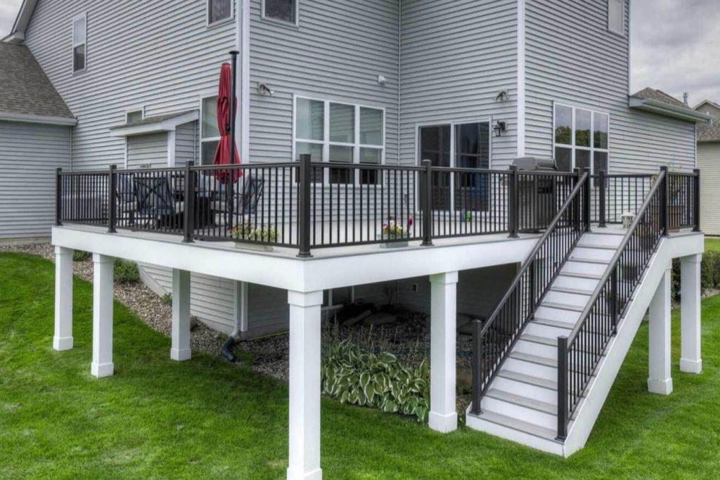 Deck Contractor