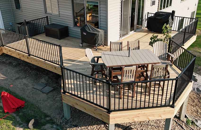 Cedar deck with modern railings