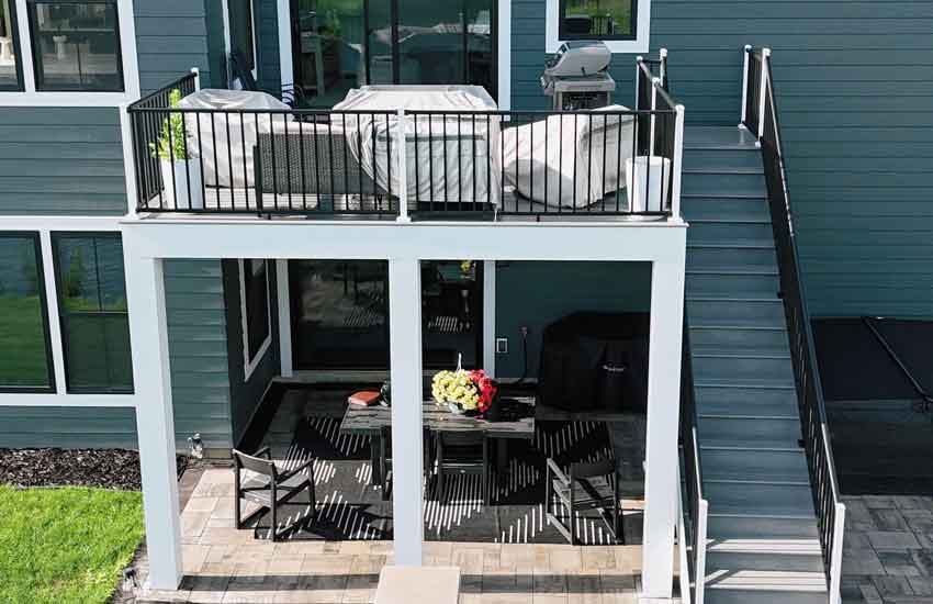 TREX Select decking Maple Grove