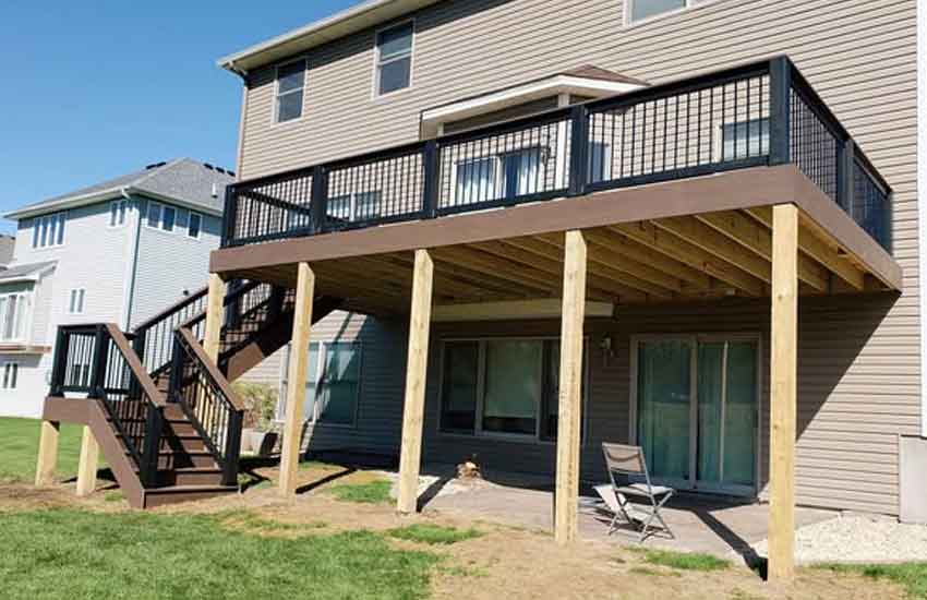 Timbertech deck with custom railings